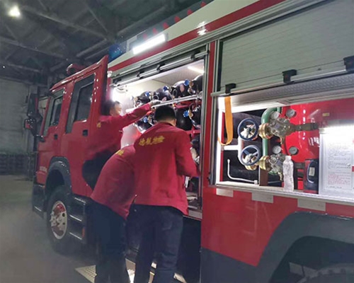 消防車用氣瓶檢測(cè)